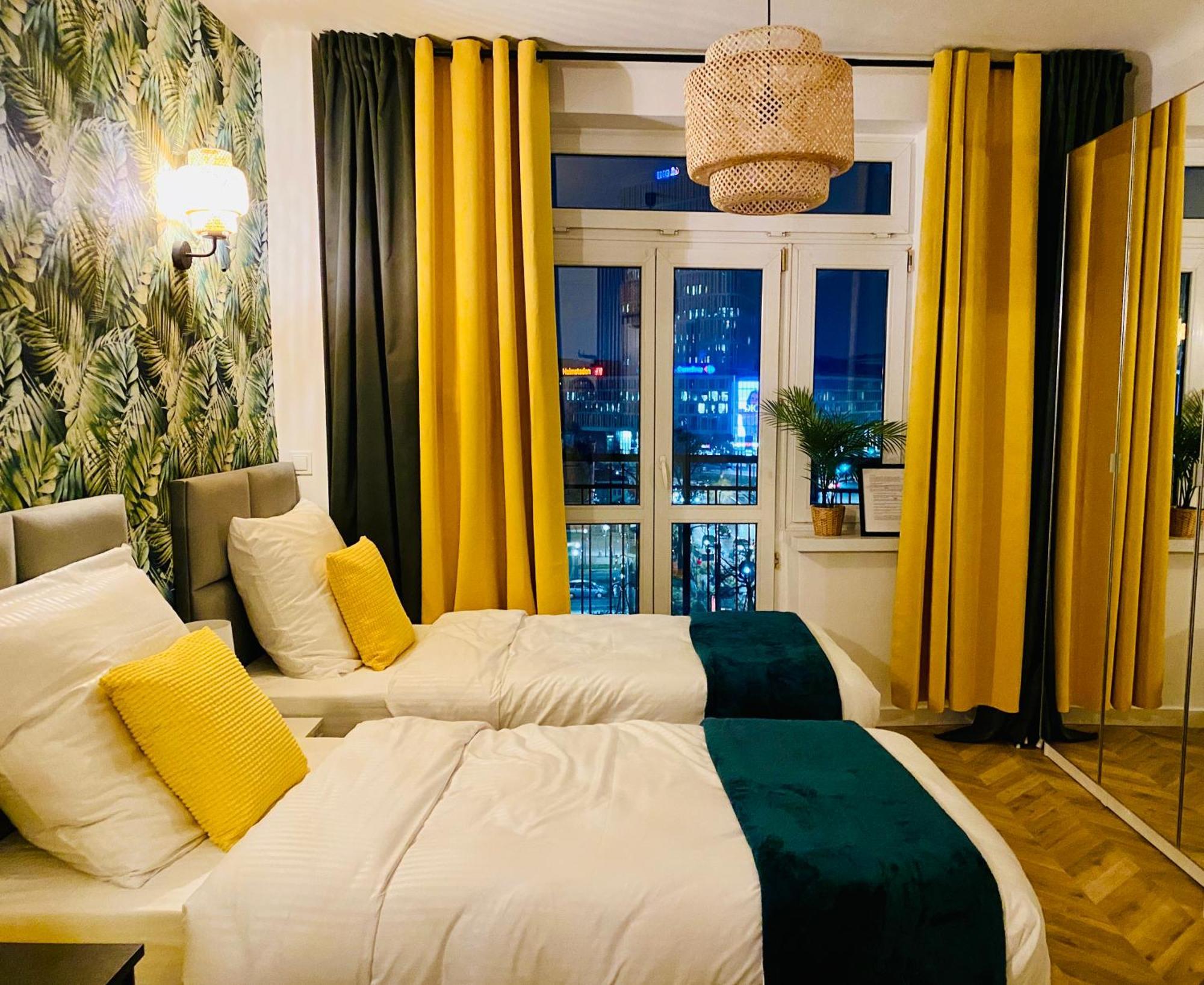 Olivia Apartments - Sloneczny Apartament W Centrum Warszawy, Plac Unii Lubelskiej, Lazienki Krolewskie, Pole Mokotowskie Warschau Buitenkant foto