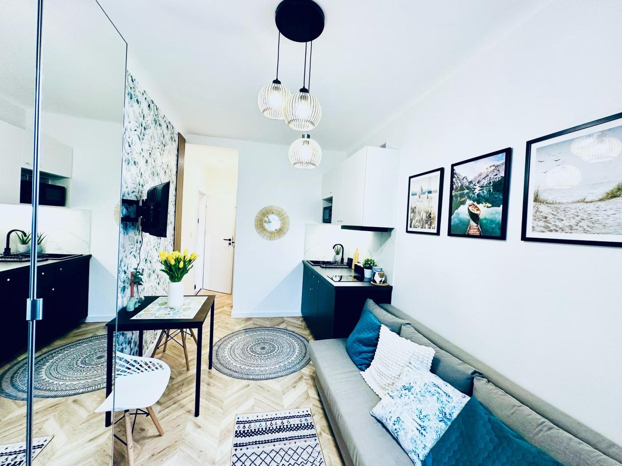 Olivia Apartments - Sloneczny Apartament W Centrum Warszawy, Plac Unii Lubelskiej, Lazienki Krolewskie, Pole Mokotowskie Warschau Buitenkant foto